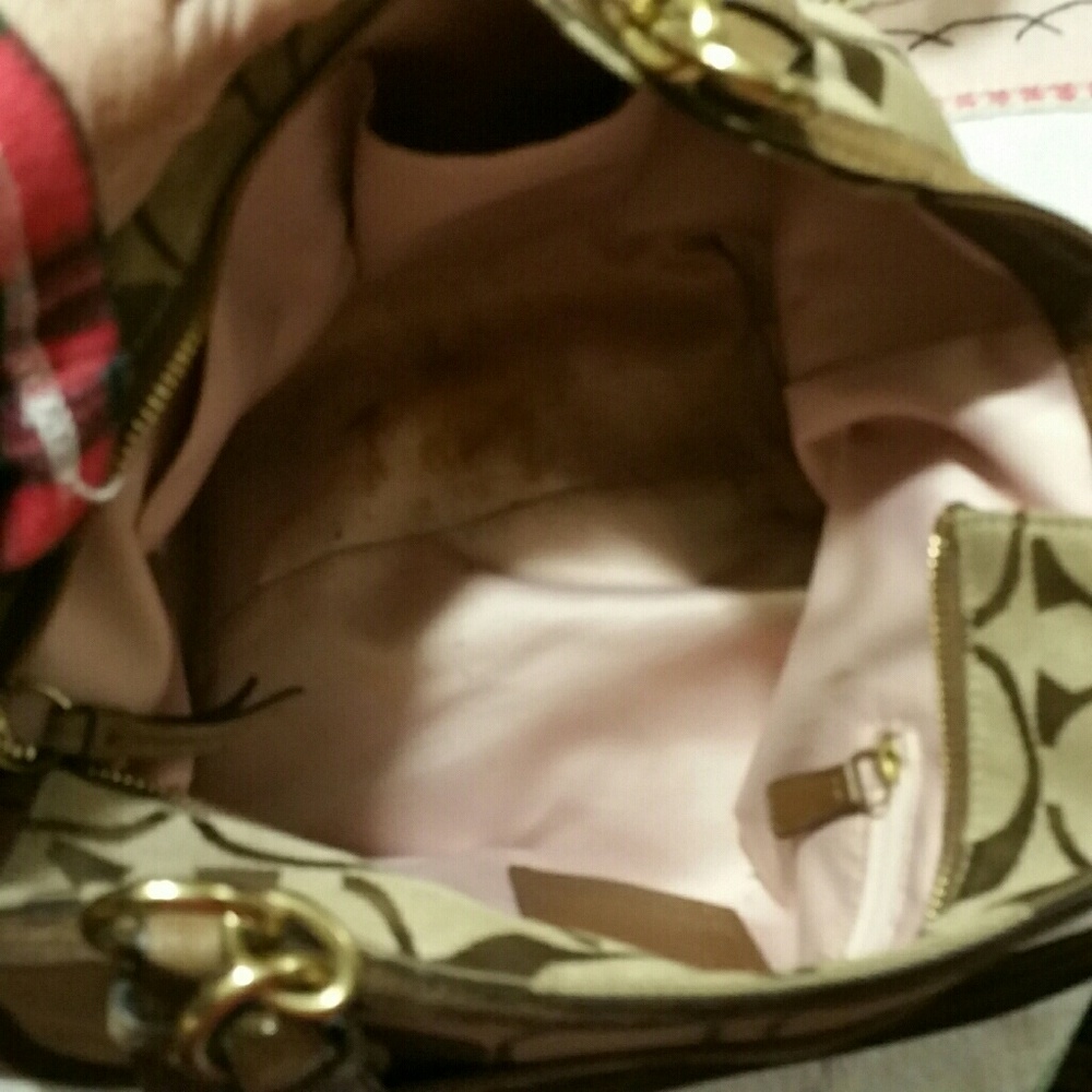 Coach Handbag - Picture 5 of 8